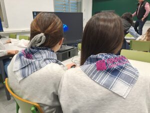 La Fallera Mayor Infantil de València y su Corte de Honor visitaron el Museo de Informática de la UPV